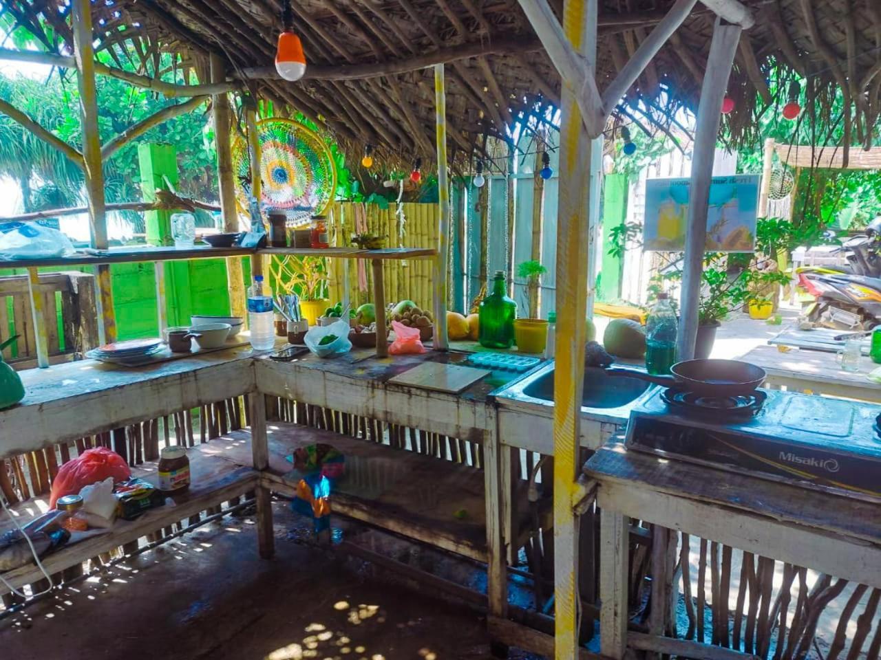 Ostello Gaia Ocean Surf Yoga Ahangama Esterno foto